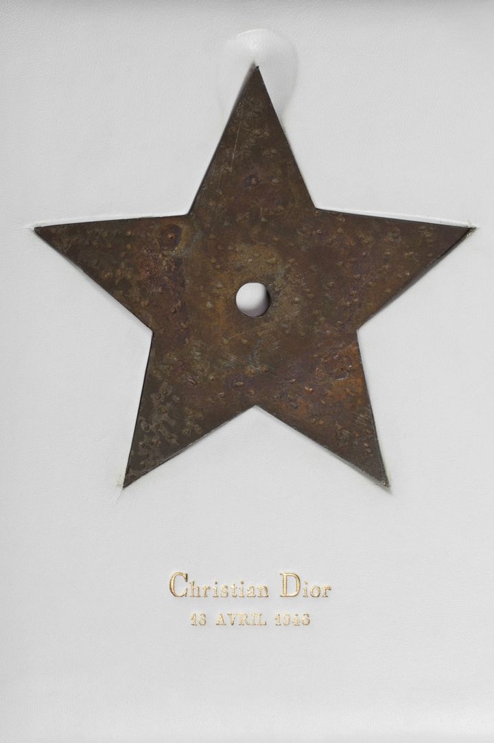 Étoile porte-bonheur de Christian Dior. (Benoit Croisy, coll. ville de Granville)