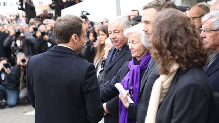 Corse : Macron interpellé par les familles Erignac et Colonna