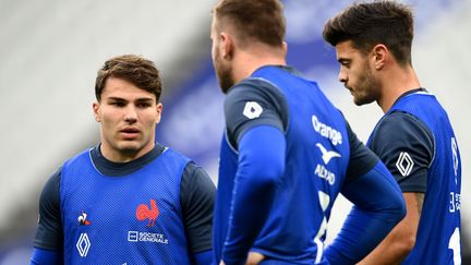 Antoine Dupont à l'entraînement, le 19 novembre 2021. (FRANCK FIFE / AFP)