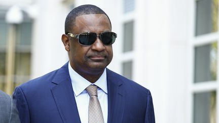 Jeffrey Webb à sa sortie du tribunal (KENA BETANCUR / AFP)