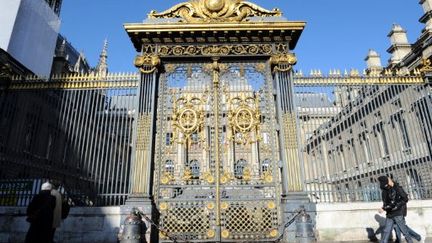 La grille d'entrée du palais de justice à Paris (prétexte) (AFP - Miguel Medina)