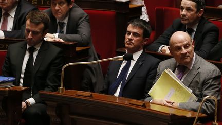 Le Premier ministre, Manuel Valls, &agrave; l'Assembl&eacute;e nationale (Paris), le 17 f&eacute;vrier 2015. (PATRICK KOVARIK / AFP)