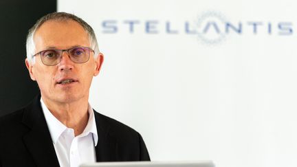 Carlos Tavares, le directeur général de Stellantis mise sur les carburants de synthèse. Photo du 1er juin 2023 lors d'une conférence de presse. (MATHIEU PATTIER / OUEST FRANCE / MAXPPP)