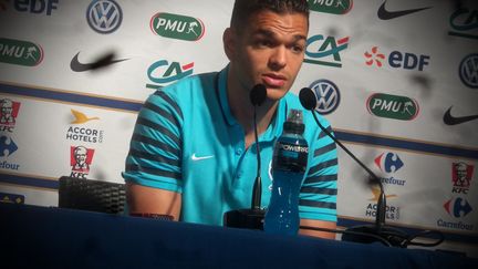 Hatem Ben Arfa au point des presses ce mardi, à Clairefontaine.