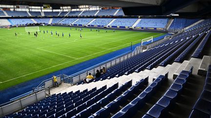 Les joueurs du FC Sochaux-Montbéliard (FCSM) participent à une séance d’entraînement au stade Auguste Bonal à Montbéliard, dans l’est de la France, le 2 août 2023. (SEBASTIEN BOZON / AFP)