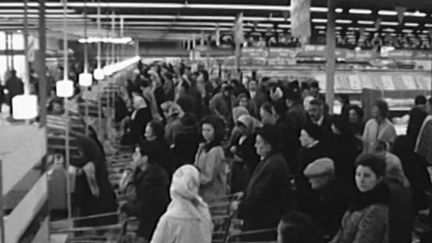 Consommation : il y a 60 ans, le premier hypermarché de France s'installait en Essonne (France 2)