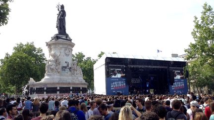 Concert sur la place de la République, à Paris, à l'occasion de la Fête de la musique le 21 juin 2015. (MAXPPP)