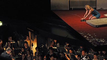 L'Opéra Théâtre de Saint-Etienne est dans la tourmente (ici, "La Voix humaine" de Francis Poulenc en mars 2010)
 (Celik Erkul / PhotoPQR / Le Progrès / MAXPPP)