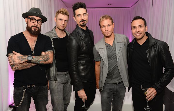 Le groupe am&eacute;ricain Backstreet Boys pose lors d'une soir&eacute;e caritative, &agrave; Los Angeles&nbsp;(Californie, Etats-Unis), le 12 septembre 2013. (MICHAEL KOVAC / GETTY IMAGES NORTH AMERICA / AFP)