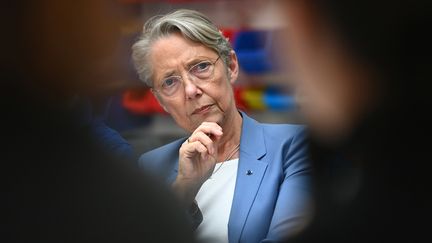 Elisabeth Borne le 24 mai 2023. (CHRISTOPHE ARCHAMBAULT / AFP)