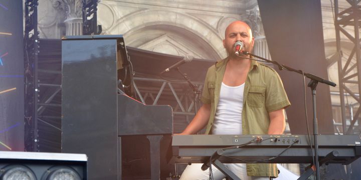 Bachar Mar-Khalifé était le premier artiste à se pésenter ce samedi soir
 (Adrien Morcuende / Culturebox )