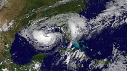 La temp&ecirc;te a poursuivi sa route vers l'Alabama et le Mississippi. (NASA / REUTERS)