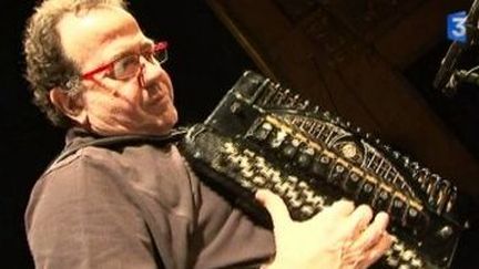 L&#039;accordéoniste Richard Galliano rend hommage à Bach
 (Culturebox)