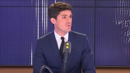 Aurélien Pradié, député Les Républicains du Lot, invité du 19h20 politique de franceinfo lundi 27 mai. (FRANCEINFO)