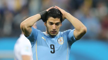 Luis Suarez lors du match contre l'Angleterre, &agrave; Sao Paulo (Br&eacute;sil), le 26 juin 2014.&nbsp; (JOSE PATRICIO / ESTADAO CONTEUDO / AFP)