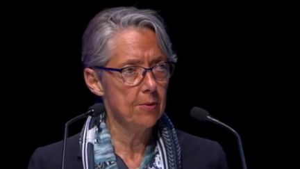 Sa connaissance de l'État, ses réformes difficiles et son expérience au ministère de la Transition écologique ont permis à Elisabeth Borne d'être nommée Première ministre, lundi 16 mai. (franceinfo)