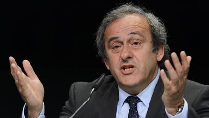 Michel Platini lors d'une conf&eacute;rence de la Fifa &agrave; Z&uuml;rich (Suisse), le 29 septembre 2015. (FABRICE COFFRINI / AFP)