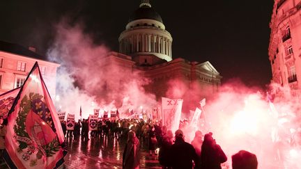 Marche identitaire aux flambeaux organisée par l'association "Paris Fierté", le 12 janvier 2018. (VINCENT ISORE / MAXPPP)