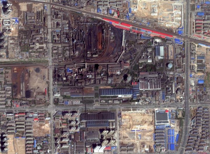 L'usine de Hebei Steel vue du ciel. (GOOGLE MAPS / FRANCETV INFO)