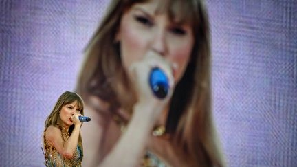 American singer Taylor Swift on stage at the Groupama-Stadium in Decines-Charpieu (Rhône), June 2, 2024. (JEFF PACHOUD / AFP)