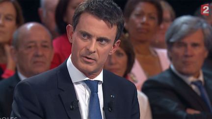 &nbsp; (Sur France 2, le Premier ministre donne le chiffre de 30.000 réfugiés accueillis. © Copie d'écran)