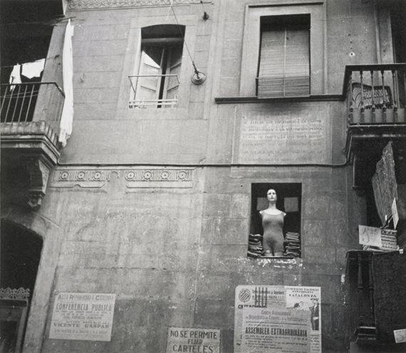 "Barcelone, vers 1932", de&nbsp;Dora Maar. Epreuve g&eacute;latino-argentique, 23,2 x 28,6 cm. (CENTRE POMPIDOU, MNAM-CCI, SERVICE DE LA DOCUMENTATION PHOTOGRAPHIQUE DU MNAM / ADAGP PARIS,  2012)