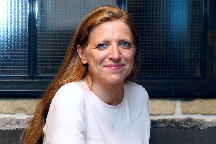 L'avocate Ilana Cicurel pendant la campagne pour les législatives&nbsp;de LREM, le 14 juin 2017 à Paris. (GEOFFROY VAN DER HASSELT / AFP)