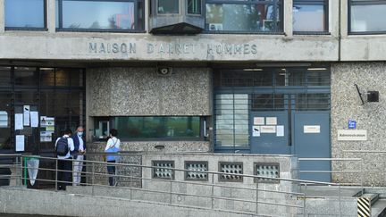 L'entrée de la prison de Fleury-Mérogis (Essonne), le 5 août 2022. (BERTRAND GUAY / AFP)