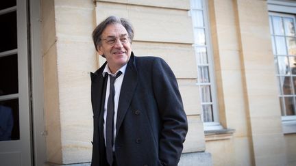 Alain Finkielkraut arrive à Matignon, à Paris, le 25 janvier 2016. (MAXPPP)