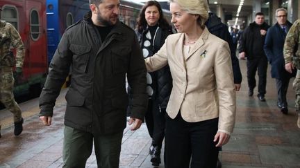 Ukrainian President Volodymyr Zelensky and President of the European Commission Ursula von der Leyen on November 4, 2023 in kyiv.  (URSULA VON DER LEYEN / X)