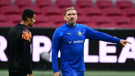 Jacques Abardonado lors de l'entraînement de l'Olympique de Marseille à la Johan Cruyff Arena, à la veille du match de Ligue Europa contre l'Ajax Amsterdam, le 20 septembre 2023. (OLAF KRAAK / ANP)