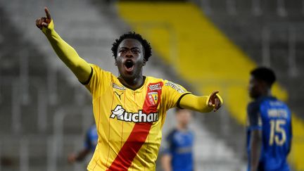 Arnaud Kalimuendo, double buteur avec Lens contre Reims le 2 octobre. (FRANCOIS LO PRESTI / AFP)