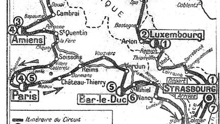 des vents glacials et la neige, les coureurs découvrent les champs de bataille et les provinces conquises ou reconquises par les belligérants victorieux, de Belgique, de Picardie, du nord et de l'est de la France. Ils traversent des villes et des villages en ruines où règnent famine et maladie. (DR)