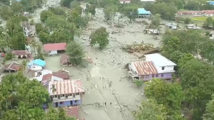 La ville de&nbsp;Sentani, en Indonésie, est inondée le 17 mars 2019. (SOCIAL MEDIA / REUTERS)