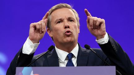 Le pr&eacute;sident de Debout la r&eacute;publique Nicolas Dupont-Aignan, le 5 octobre 2013 &agrave; Paris. (KENZO TRIBOUILLARD / AFP)