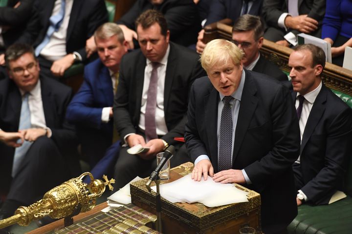 Le Premier ministre britannique, Boris Johnson, le 19 octobre 2019, lors d'une séance extraordinaire sur l'accord de Brexit à la Chambre des communes, à Londres (Grande-Bretagne). (JESSICA TAYLOR / UK PARLIAMENT / AFP)