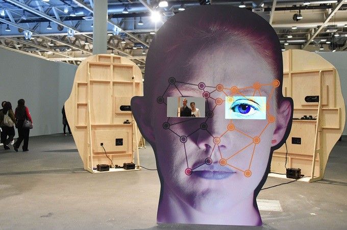 Tony Oursler, Template  variant friend stranger, 2014
 (CATHERINE KOHLER/SIPA)