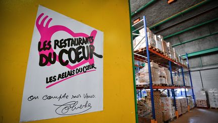 Un entrepôt des Restos du Coeur. Photo d'illustration. (PIERRE DESTRADE / MAXPPP)