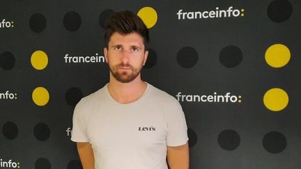 Maxime Brandstaetter était avec Frédéric Leclerc-Imhoff lorsque ce dernier a été tué par un bombardement en Ukraine. (SANDRINE ETOA-ANDEGUE / RADIO FRANCE)