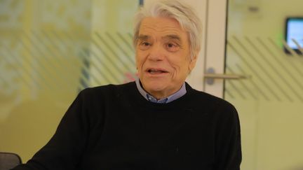 Bernard Tapie avec les lecteurs du Parisien (30 janvier 2020) (PHILIPPE LAVIEILLE / MAXPPP)