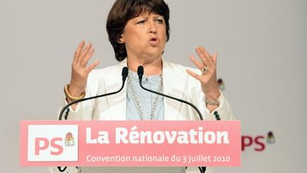 Martine Aubry à la Convention nationale du PS au Carroussel du Louvre le 03/07/10 (AFP Jacques Demarthon)