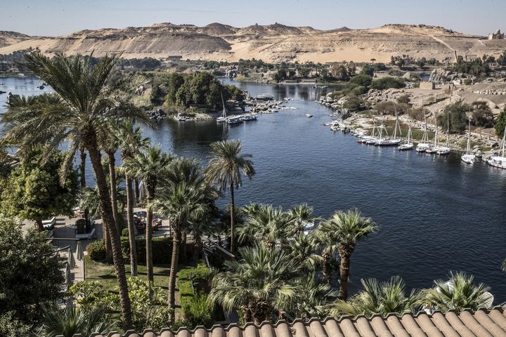 Vue sur le Nil depuis l'hôtel Old Cataract à Assouan, où a séjourné Agatha Christie (3 janvier 2021) (KHALED DESOUKI / AFP)