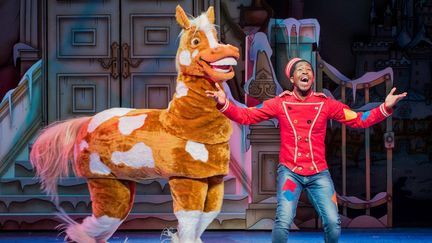 Pantomine de Cendrillon à l'Hackney Empire theatre à Londres, 2017
 (Robert WORKMAN / HACKNEY EMPIRE / AFP)