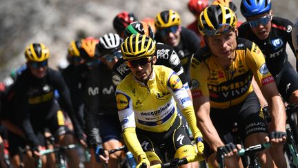 Julian Alaphilippe conservera-t-il son maillot jaune ? (MARCO BERTORELLO / AFP)