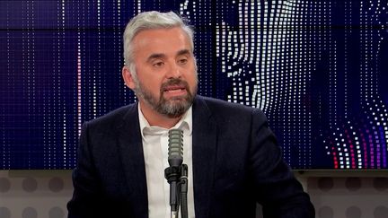 Alexis Corbière,&nbsp;porte-parole de Jean-Luc Mélenchon était l'invité du "8h30 franceinfo", jeudi 14&nbsp;octobre 2021. (FRANCEINFO / RADIOFRANCE)