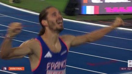 Quelle course de Gabriel Tual !  Bien placé sur les 700 premiers mètres de la course, le Français a fait son effort dans la dernière ligne droite pour devancer ses adversaires et s'imposer en 1'44.