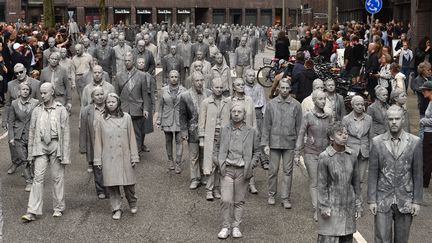 Des Zombies manifestent contre le G20 à Hambourg