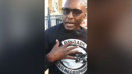 Franco Lollia dans une vidéo postée le 24 juin 2020 sur le compte Twitter de la "brigade anti-négrophobie". (CAPTURE D'ECRAN)