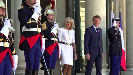 Emmanuel et Brigitte Macron (France Info)