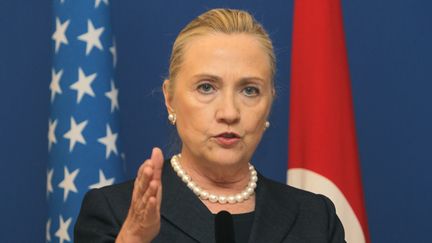 La secr&eacute;taire d'Etat am&eacute;ricaine,&nbsp;Hillary Clinton, lors d'une conf&eacute;rence de presse &agrave; Istanbul (Turquie), le 11 ao&ucirc;t 2012. (SAYGIN SERDAROGLU / AFP)